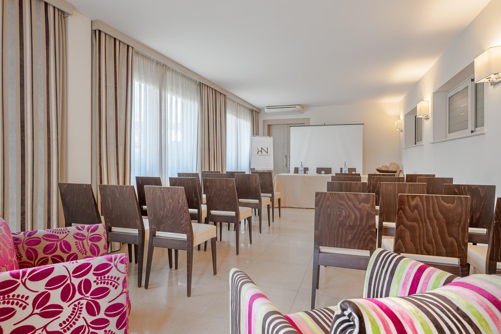 Hotel Nazionale Desenzano del Garda Esterno foto