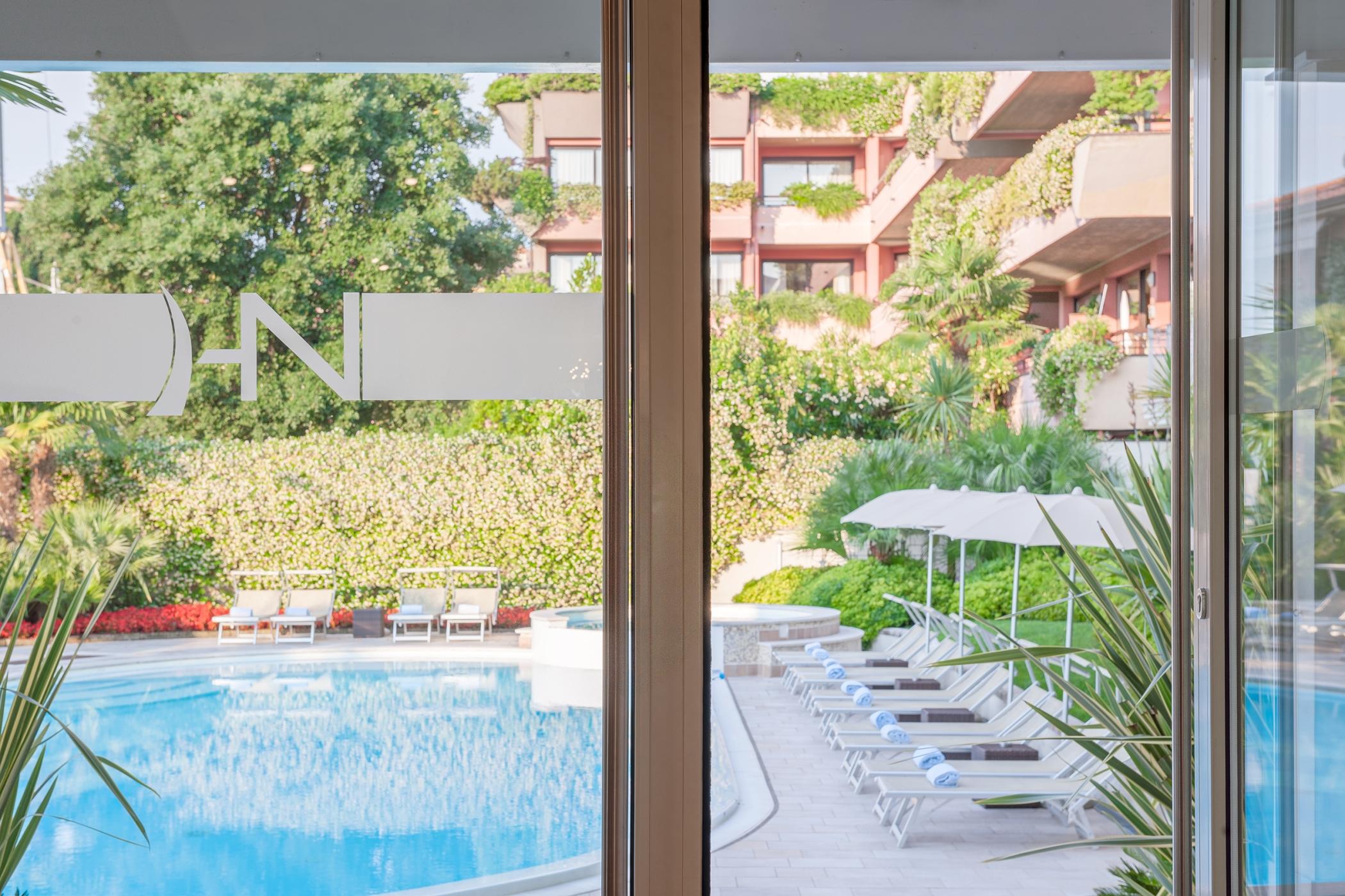 Hotel Nazionale Desenzano del Garda Esterno foto