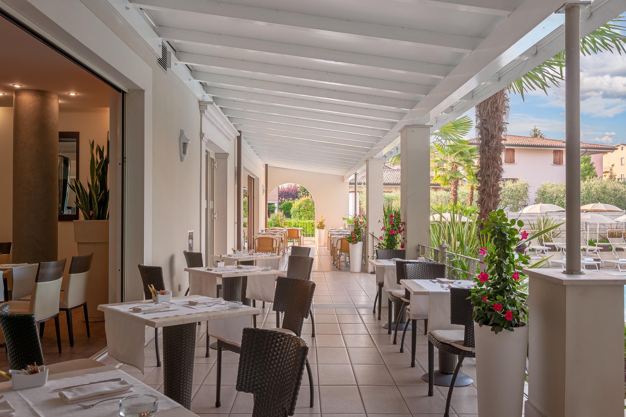 Hotel Nazionale Desenzano del Garda Esterno foto