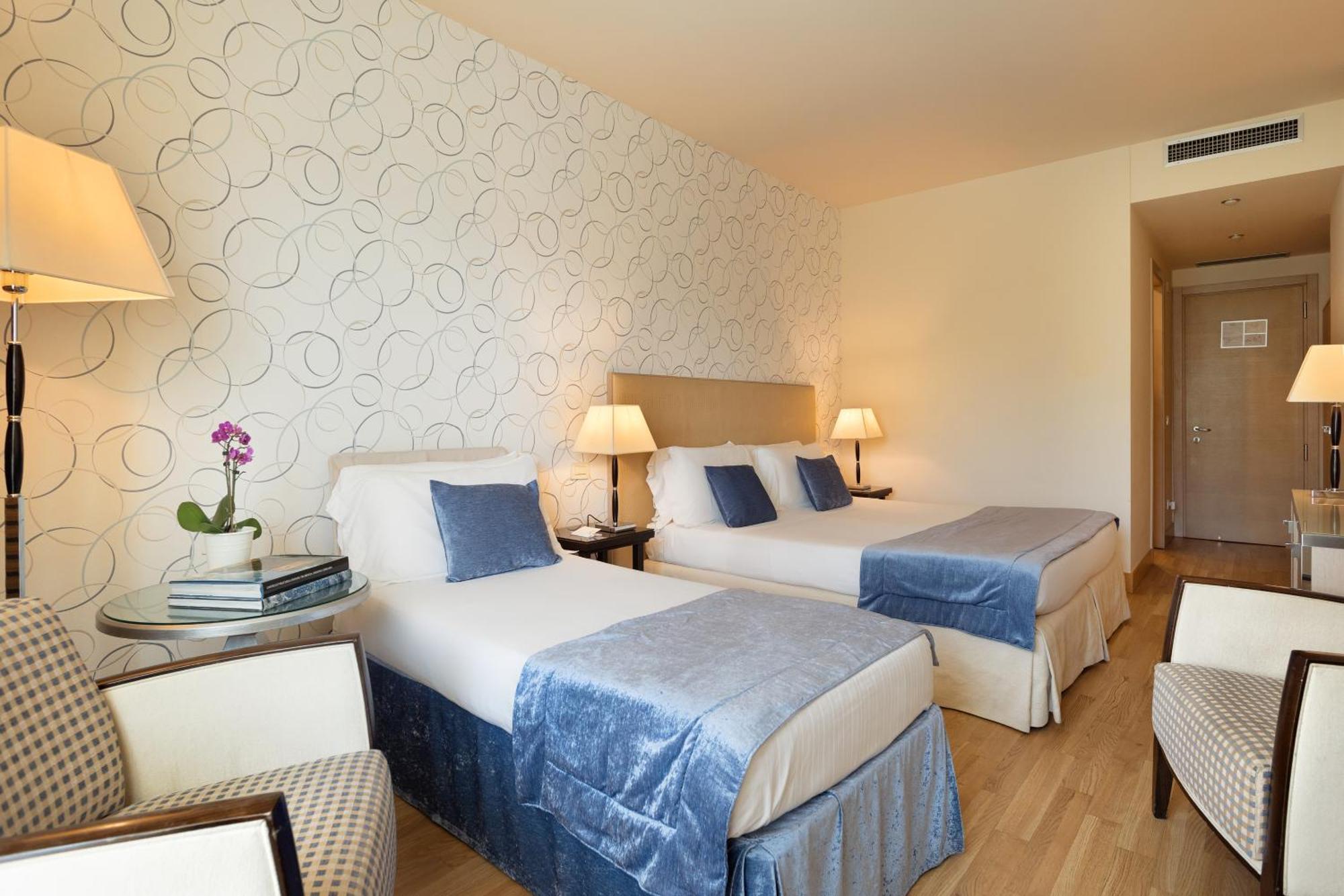 Hotel Nazionale Desenzano del Garda Esterno foto
