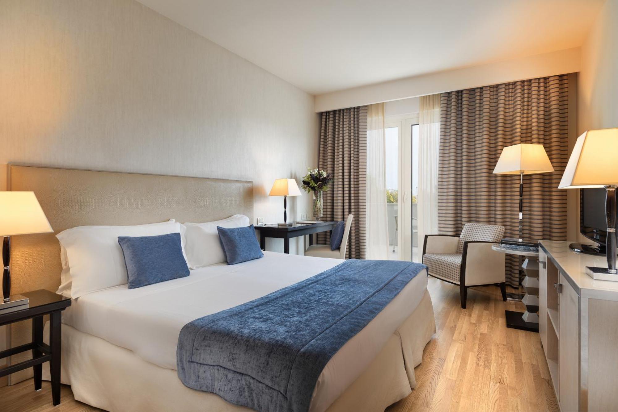Hotel Nazionale Desenzano del Garda Esterno foto