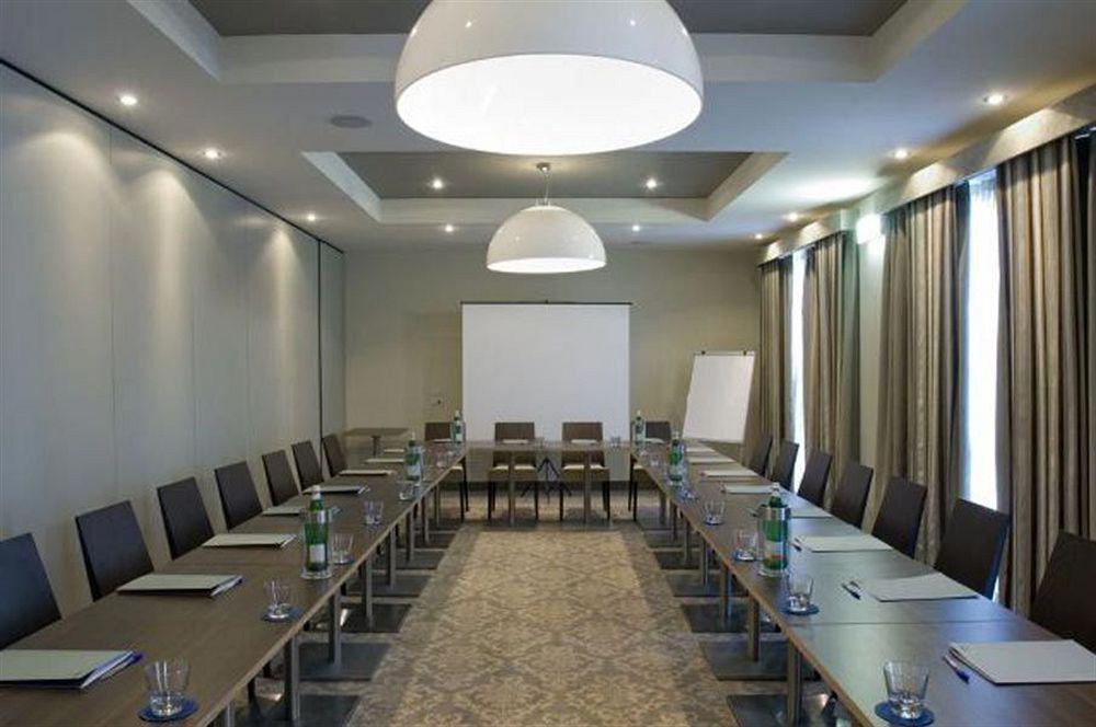 Hotel Nazionale Desenzano del Garda Servizi foto